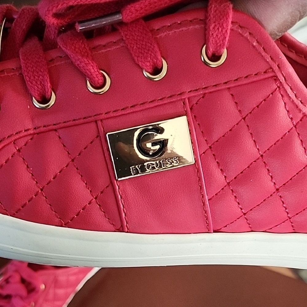 G by Guess Red Sneakers with Quilted Fabric and White Sole - Picture 2 of 6